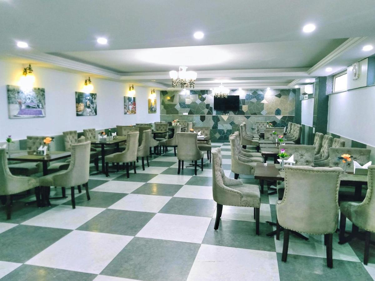 Hotel The Montreal Telbal 外观 照片